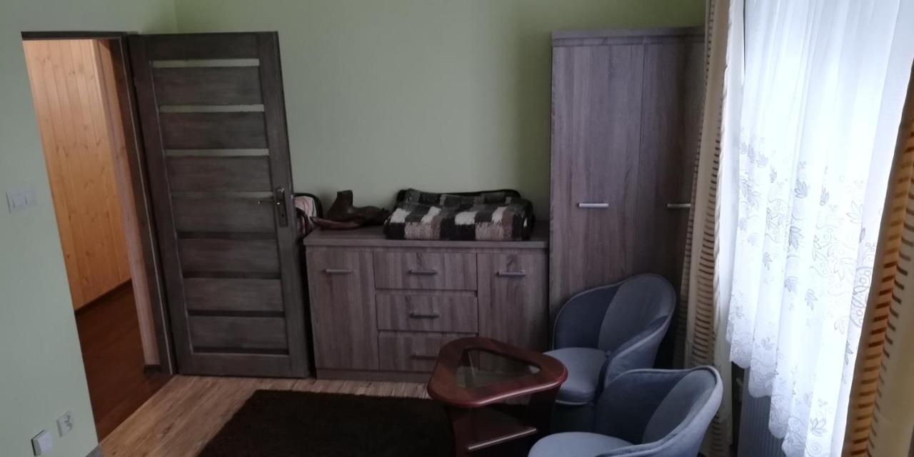 Pod Klonowym Sercem Kloczew Luaran gambar